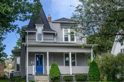 363 Pleasant Street 1