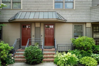 27r West Street #13 1