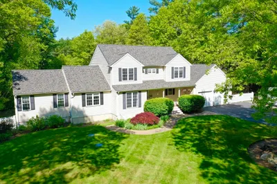 24 Nestlenook Dr 1