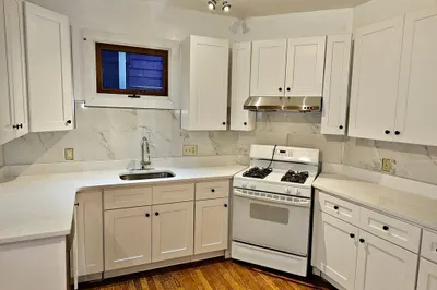 430 Broadway #3