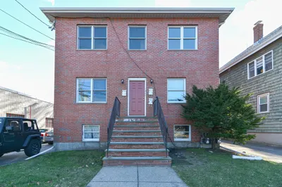 12 Rena St 1