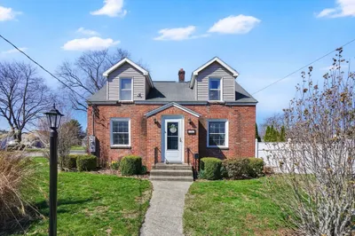 101 Ray St