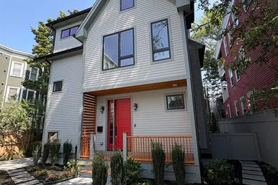 106 Inman St #3 1