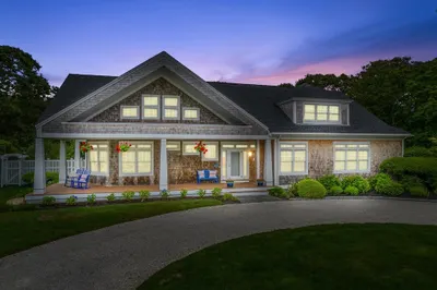 434 Menauhant Rd 1