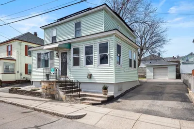 30 Delard St 1
