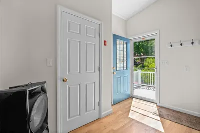 146 Dana Ave #R 1