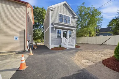 148 Groton Rd #C 1
