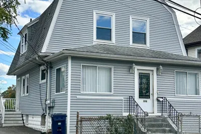 118 Evans Street 1