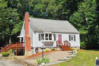 84 Pine Hill Rd