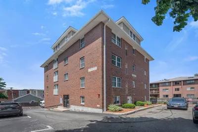 10 Middle St Ct #6