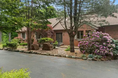 157 Spofford Rd 1