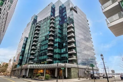 22 Liberty Dr #10D
