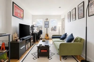 130 Emerson St #32