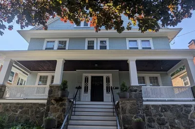 133 Elmwood Rd #2 1