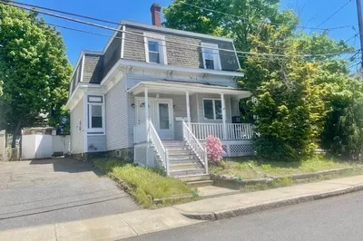 52 Barrett St