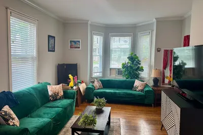 91 Foster St #1