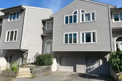 304 Erin Road #304 1