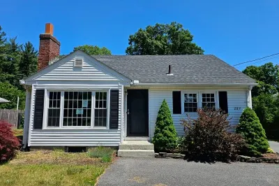 289 Granville Rd 1
