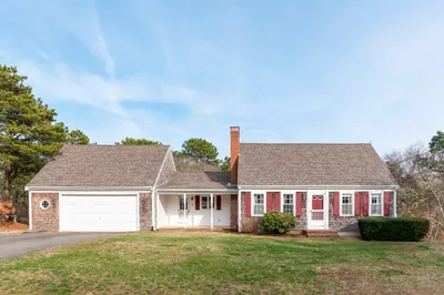 96 Island View Ln