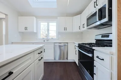 179 W Central St 1