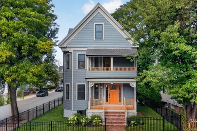 11 Morrison Ave 1