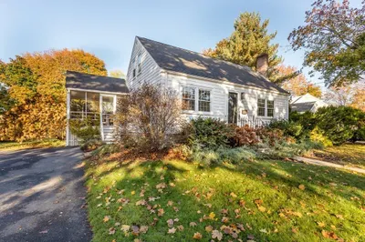 40 Woodland Rd 1
