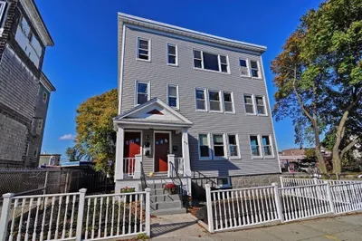 40 Buttonwood St #1