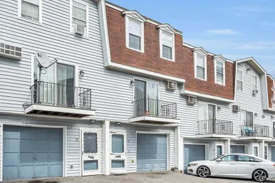 1271 Pawtucket Blvd #11 1