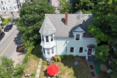 2 Abbott St 1
