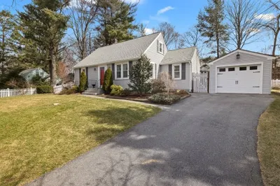 379 Worcester St 1