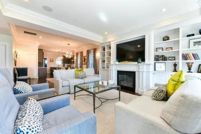 848 East Broadway #2