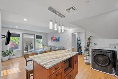 6 Nelly St #3 1