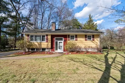22 Breakneck Hill Road 1