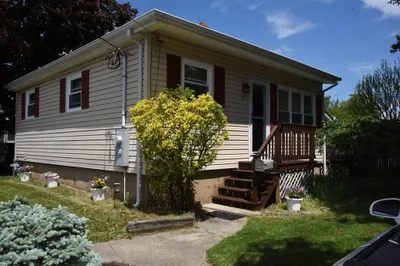 78 Munsey Ave