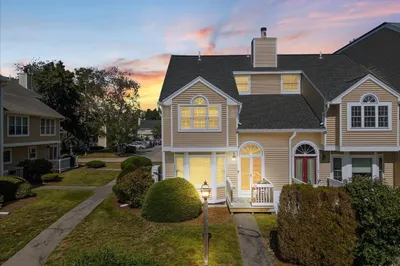 216 Carriage Lane #216 1