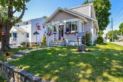 156 Roosevelt Road 1