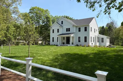 93 Walpole Street 1