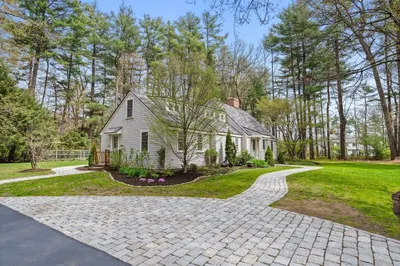 18 Adams Ln 1