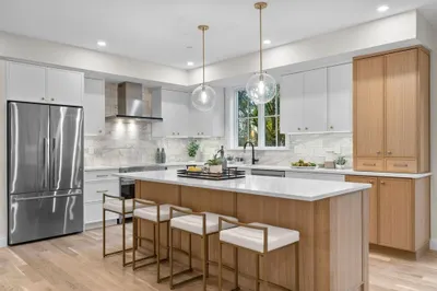 12 Everett St. #2 1