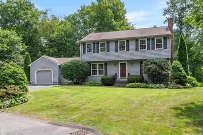 13 Clarridge Cir