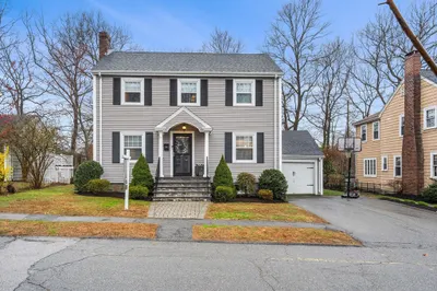 104 Gulliver St 1