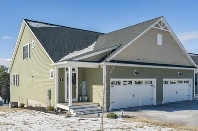 5 Soucy Drive #5 1