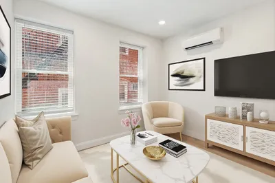 19 Bartlett Place #3 1