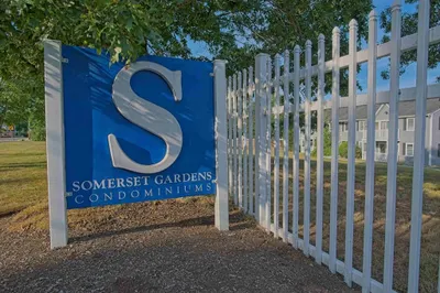 450 Somerset Ave #6-3 1