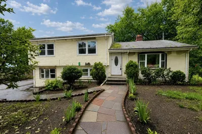 237 Summer St
