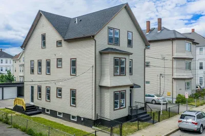 35 Hood St 1