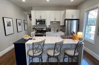 20 Mayfield St #2