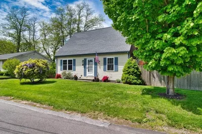56 Gatehouse Dr