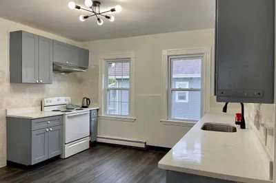 18 Appleton St #2