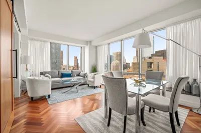 2 Avery St #23G
